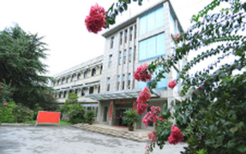 Jiangsu Province Yixing Nonmetallic Chemical Machinery Factory Co., Ltd fabriek productielijn